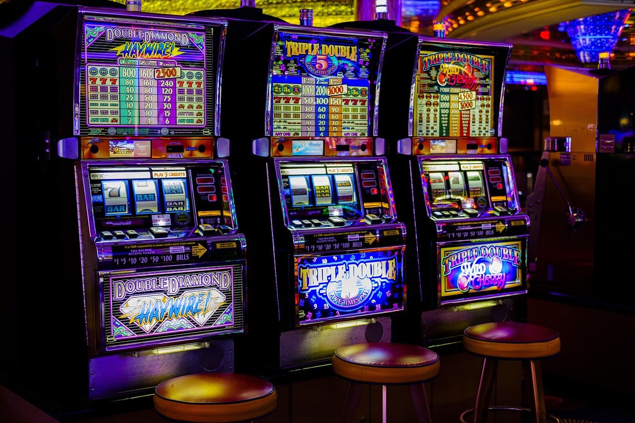 top777 Live Casino Provider Evolution Pragmatic Play SA Gaming Myanmar